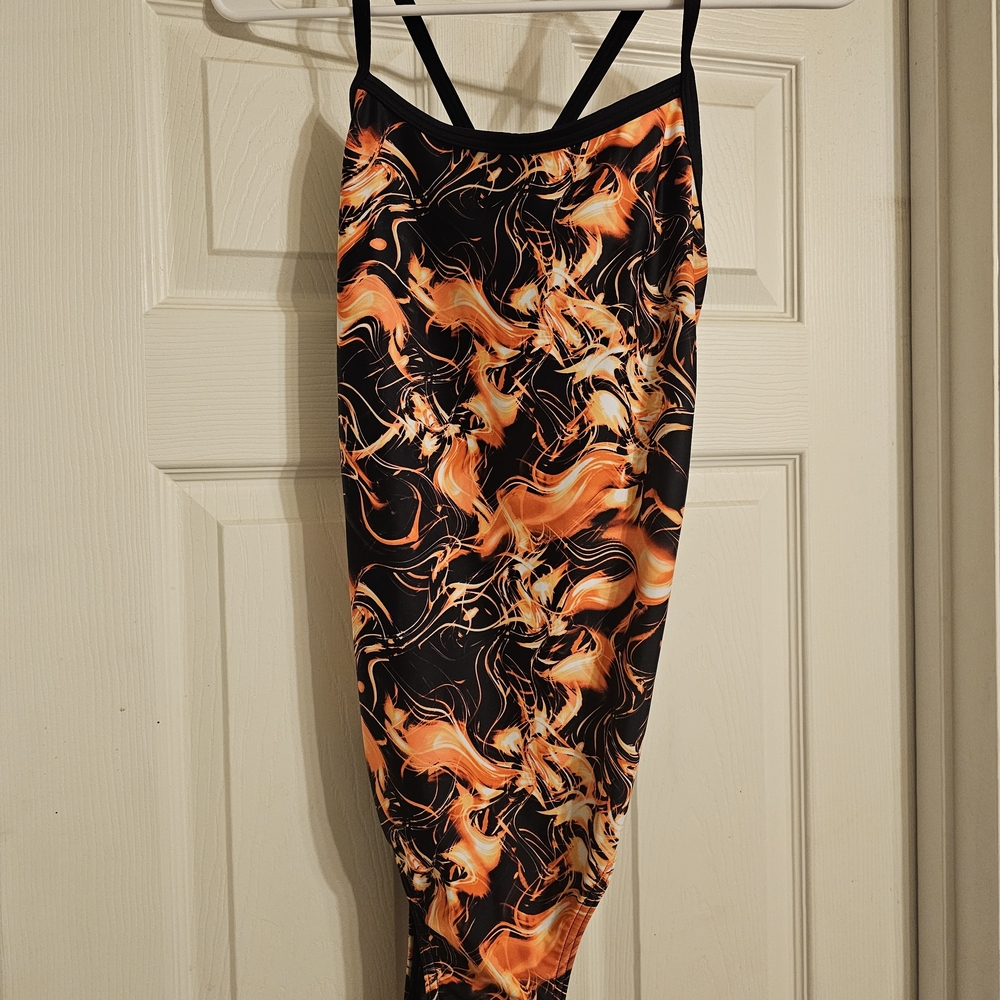 NWT Iswim Breeze Thin Strap Onepiece Swimsuit. Size:40.
